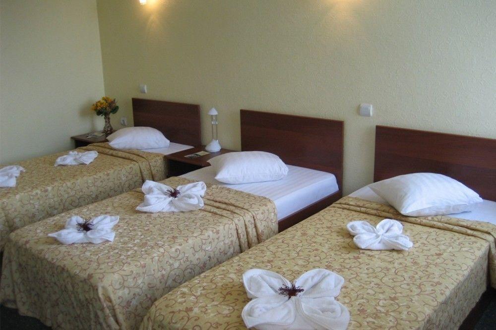 Dinaburg Spa Hotel Νταουγκαβπίλς Δωμάτιο φωτογραφία